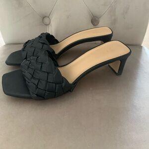 Only worn a few times.